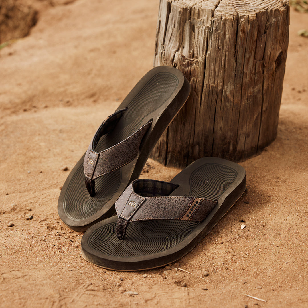 ARV 2™ Trek Mens Sandals for Sale in Cobian®