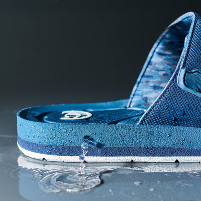 Cobian Odyssey™ water drainage detail #color_blue