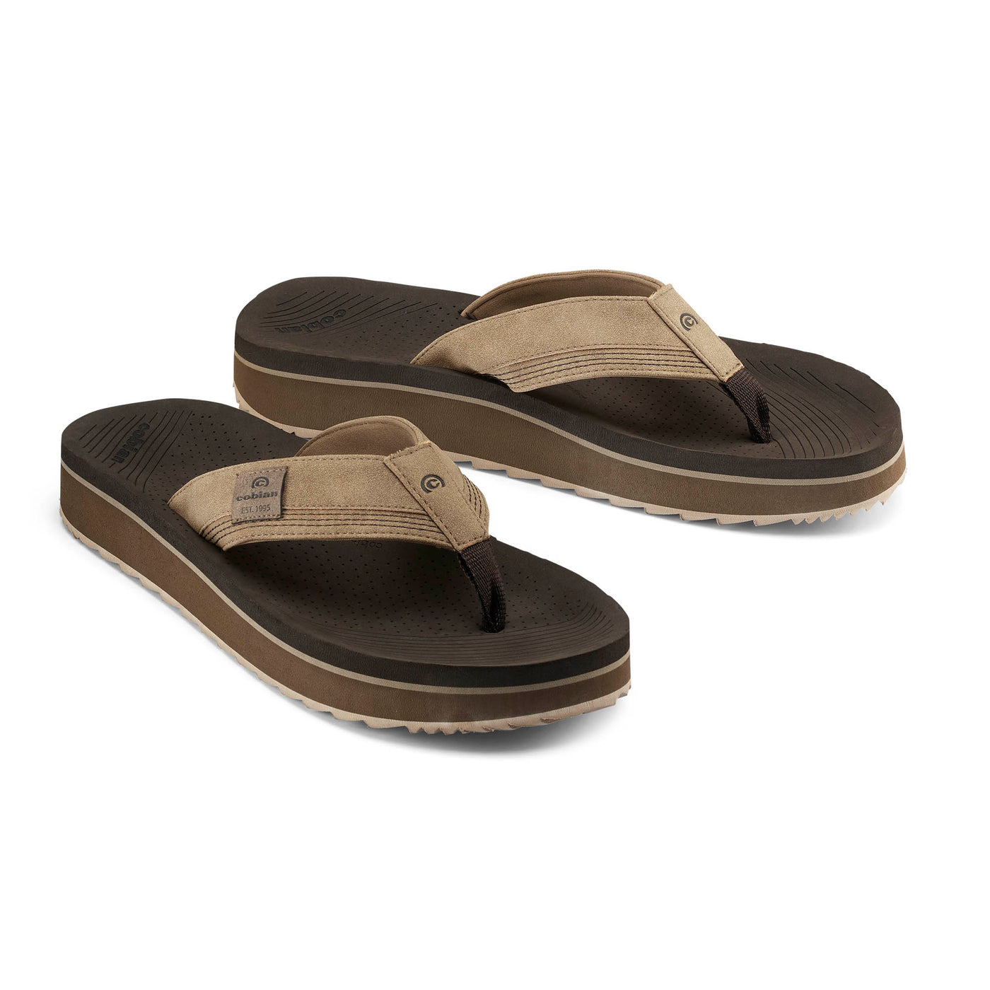 Roca Rise Tan 3 Quarter View #color_tan